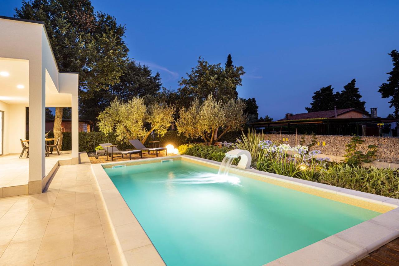 Goldimare Garden Apartment *